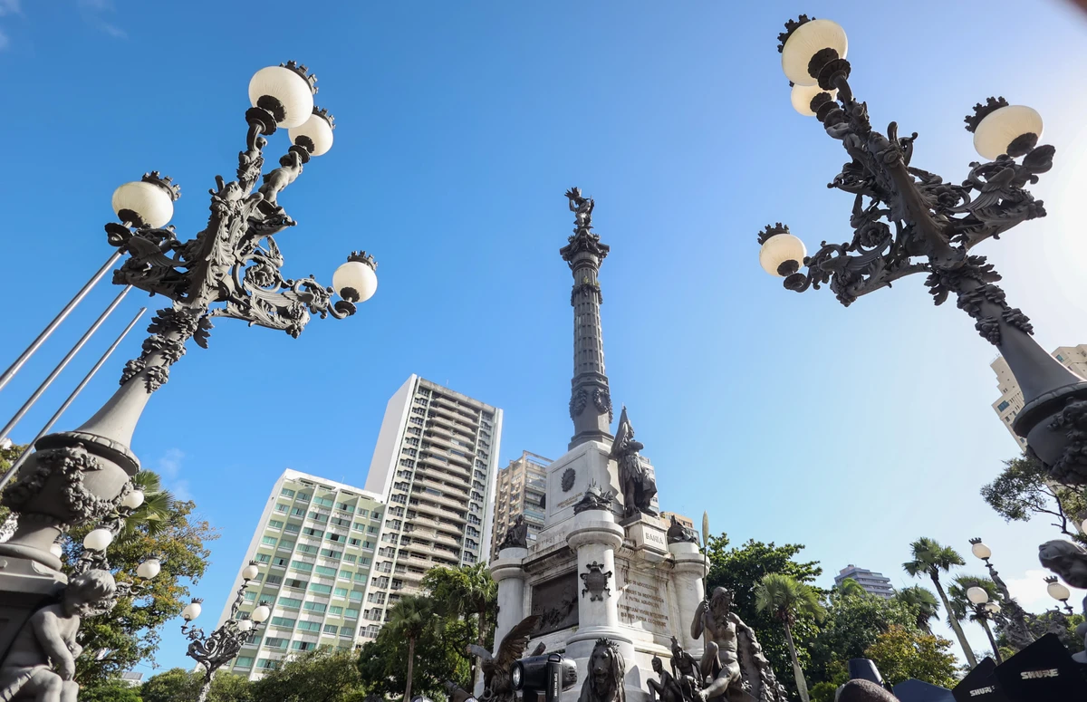 Monumento ao 2 de Julho, na Praça do Campo Grande por Marina Silva/CORREIO