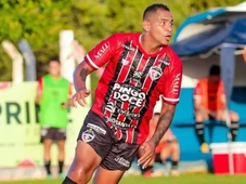 Imagem - Ex-Vitória, Walter marca o primeiro gol após perder mais de 40 kg