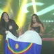 Imagem - Cantora do Calcinha Preta confunde bandeira de Pernambuco e se desculpa em show; veja vídeo