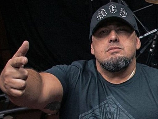 Digão, vocalista e guitarrista da banda Raimundos por Reprodução