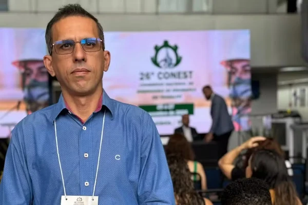  Rodrigo Nunes de Oliveira