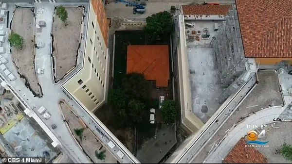 COrlando Capote por Reprodução