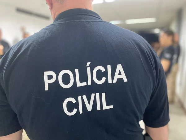 Polícia cumpre mandado contra suspeito de estelionato
