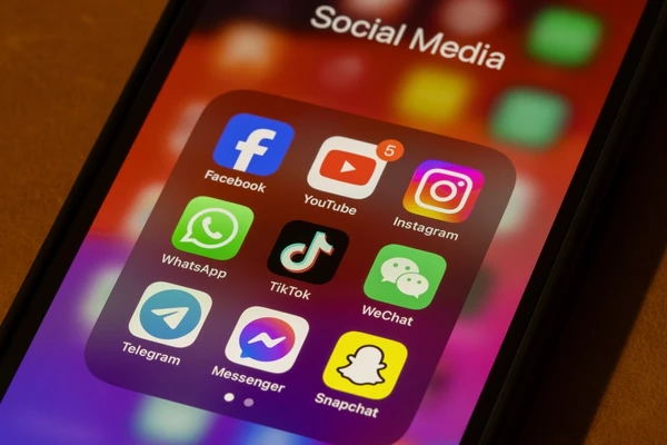 Redes Sociais passam a ter responsabilizadas por posts ilegais de usuários