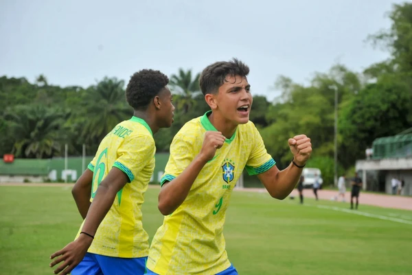 Bernardo Germano marcou o segundo gol do Brasil na partida