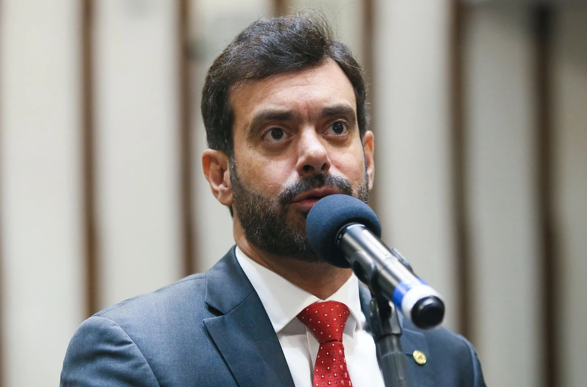 Deputado estadual Tiago Correia