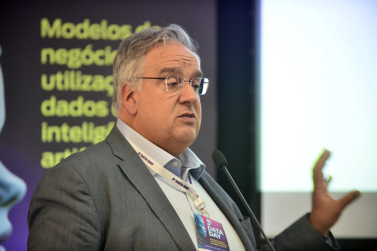 Lúcio Mesquita por Rogério Lorenzoni/Studio3x