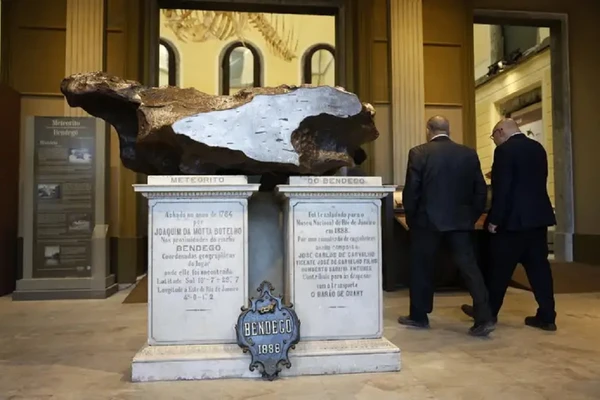 Meteorito de Bendegó no Museu Nacional