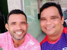 Imagem - Jornalista vai cobrir acidente e descobre que vítima fatal era seu próprio irmão