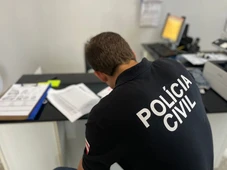 Imagem - Gerente é preso por suspeita de aplicar golpes financeiros contra idosos