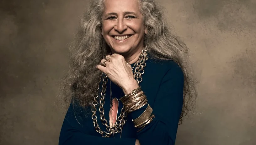 Imagem - Após esgotar ingressos, Maria Bethânia anuncia show extra em Salvador