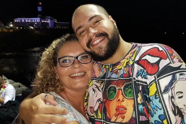 Cintia Abravanel e Tiago Abravanel por Reprodução