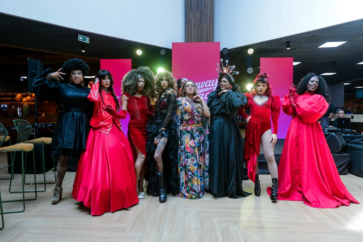 Concurso de lipsync no Aeroporto de Salvador por Arisson Marinho/CORREIO