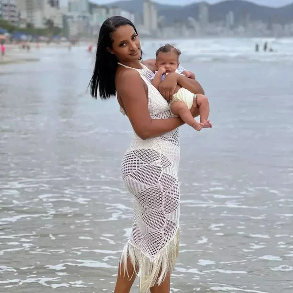 Karol Bernardo, Vinicius Rodrigues e a filha - Foto: Reprodução/Instagram por Reprodução/Instagram