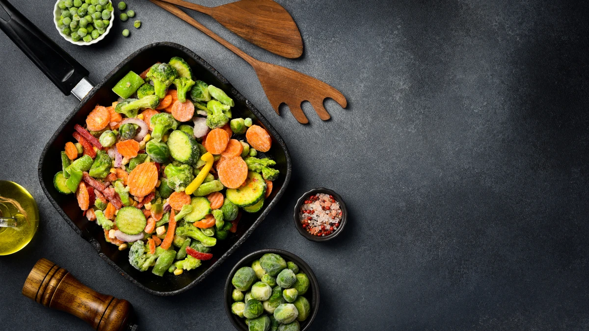 Salada fria por Shutterstock