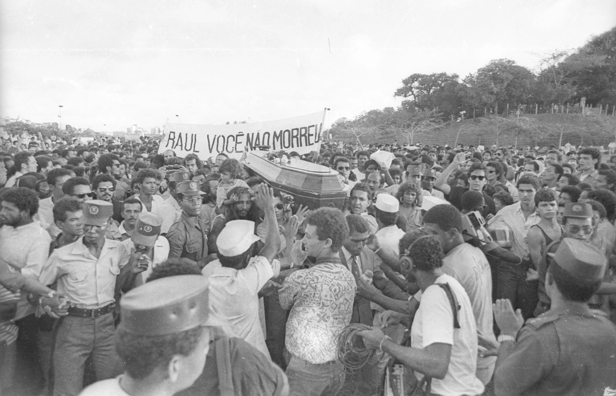 Sepultamento de Raul Seixas em Salvador