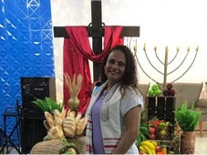 Imagem - Pastora atingida por tiro na cabeça passa por cirurgia de 4h; família pede doação de sangue
