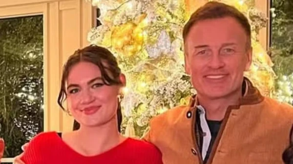 Julian McMahon e a filha Madison Elizabeth  por  Reprodução/Instagram