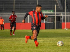 Imagem - Conheça a história de Hugo Santana, o garoto que virou homem nas categorias de base do Vitória