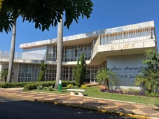 Imagem - Salário de até R$ 6,9 mil e VA de R$ 1,1 mil: prefeitura abre inscrições para concurso