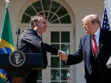Imagem - Bolsonaro agradece Trump por declarações de apoio: ‘Exemplo de fé e resiliência’