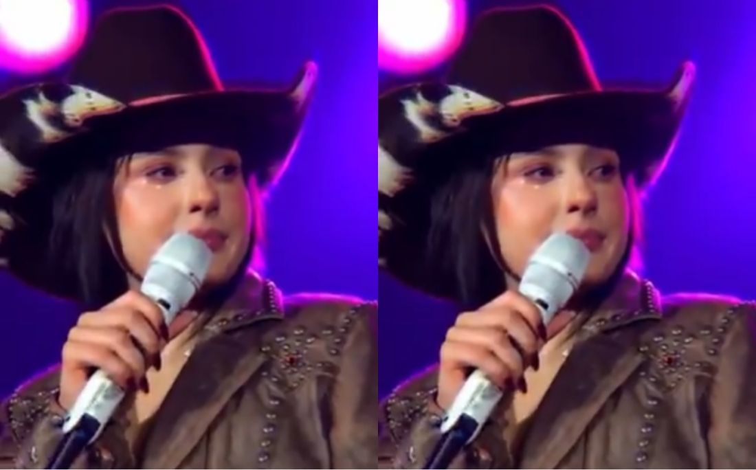 Ana Castela chora em show e desabafa: “Não estou aguentando” por Reprodução/X