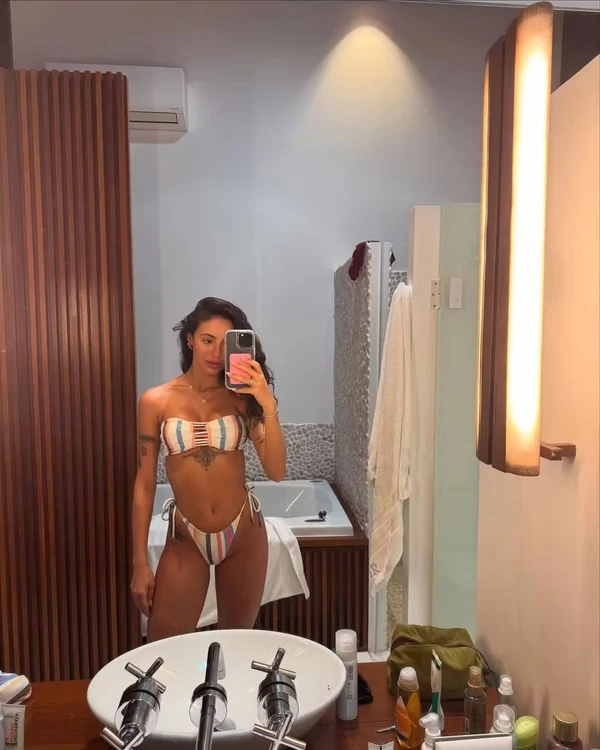 Luana Mandarino por Reprodução