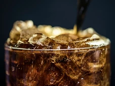 Imagem - Viciado em refrigerante? Nutricionista ensina como largar o hábito sem esforço