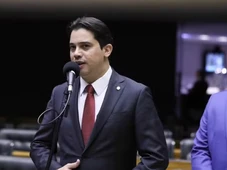 Imagem - Deputado federal é alvo de busca em operação da PF por suspeita de desvios de dinheiro público