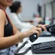 Imagem - Cada vez mais raro: número de linhas de telefone fixo cai 40% em cinco anos na capital baiana