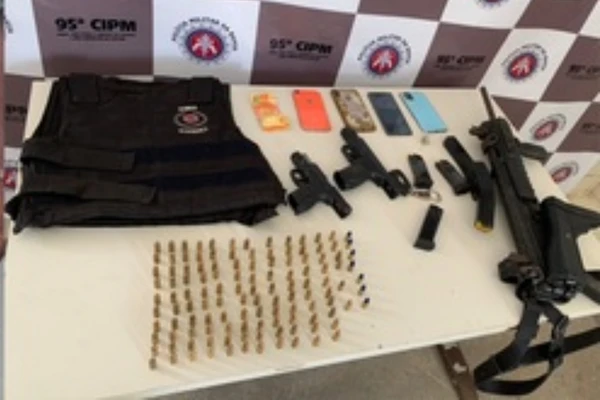 Homem foi detido em 2024 com armas  por Reprodução