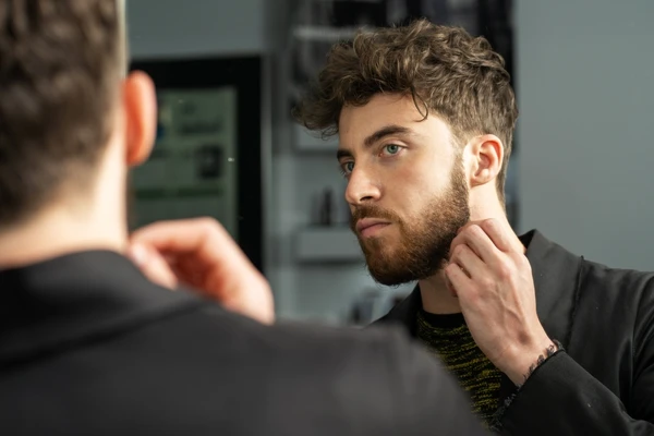 Homens barbudos por Shutterstock