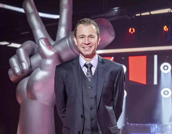 Tiago Leifert volta ao comando do The Voice no SBT
