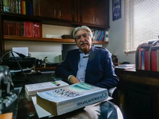 Imagem - Pesquisador lança livro sobre influência da ideologia partidária nos gastos sociais dos estados