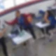 Imagem - Aluno deu tapa na cara de professora após chegar atrasado na aula e subir em mesa