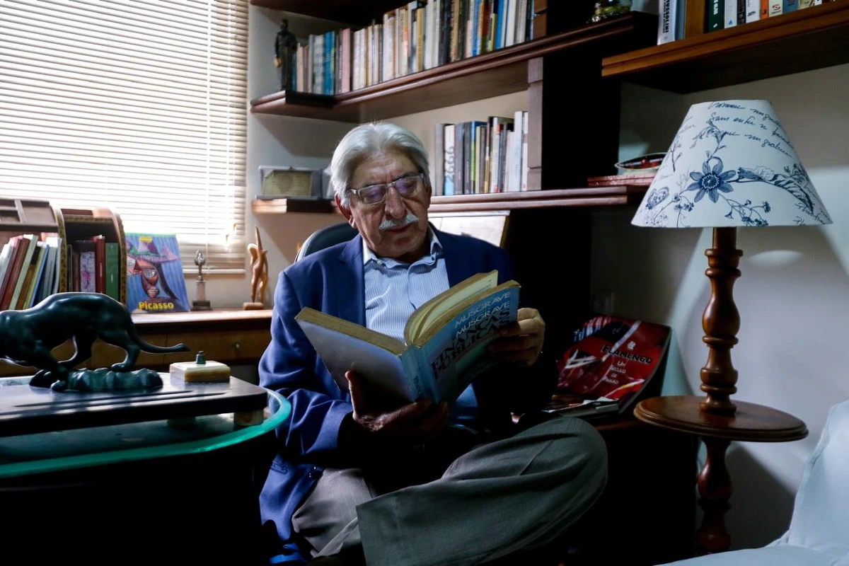 Antonio Silva Maga- lhães Ribeiro