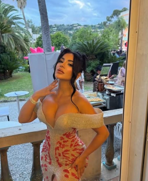 Influencer compartilha rotina nas redes sociais por Reprodução 
