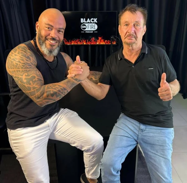 Pai de Andressa Urach segue passos da fillha por Reprodução | Instagram