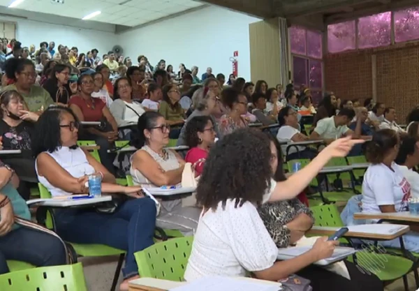 Assembleia dos professores da rede municipal