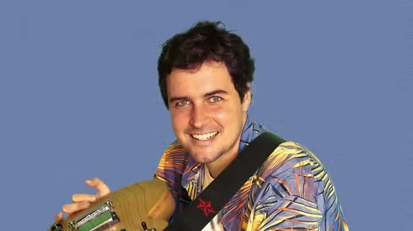 Felipe Dylon por Reprodução