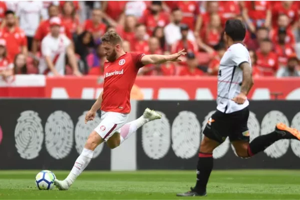 Internacional 2 x 1 Vitória - 27ª rodada Brasileirão 2018 por Ricardo Duarte / Internacional 