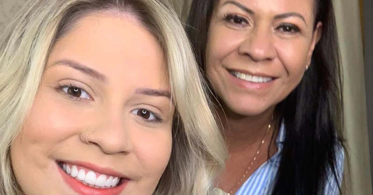 Marília Mendonça e Dona Ruth