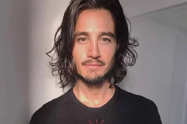 Tiago Iorc por Reprodução
