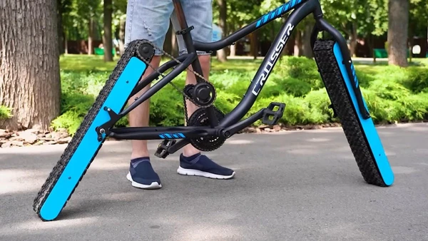 Youtuber americano desafia a física com bike que usa correias no lugar de rodas — e o resultado é fascinante