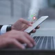 Imagem - Empregados podem ser punidos por críticas nas redes sociais? Advogada explica