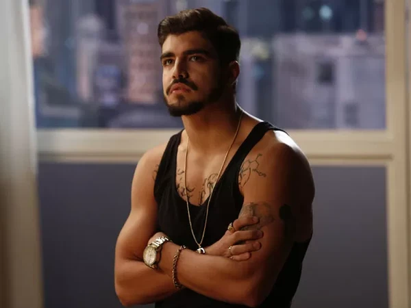 Caio Castro por Reprodução