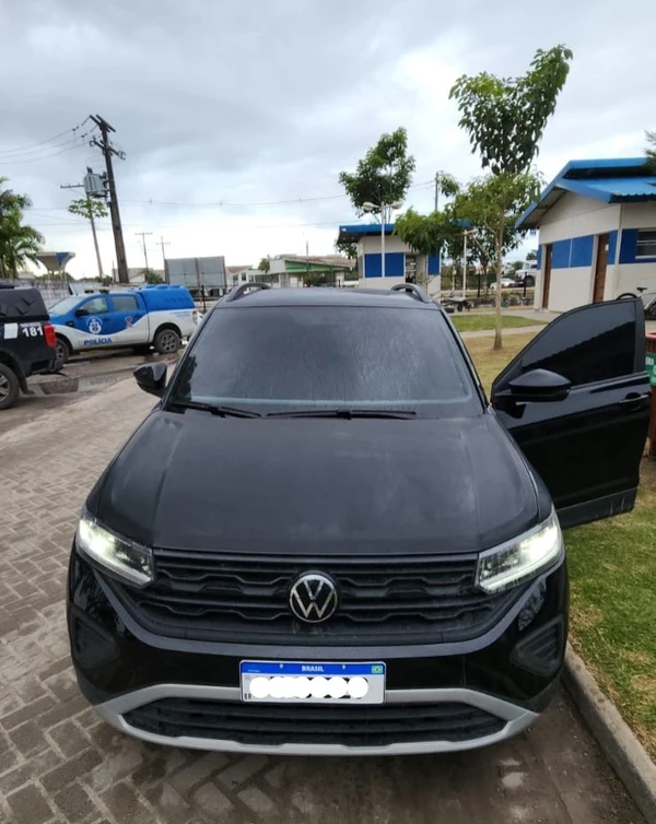 Carro utilizado na execução do motorista Weider da Silva Santos por Reprodução/Ascom PCBA