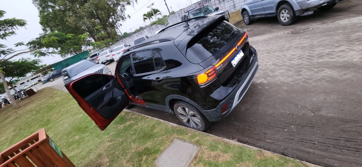 Carro utilizado na execução do motorista Weider da Silva Santos por Reprodução/Ascom PCBA