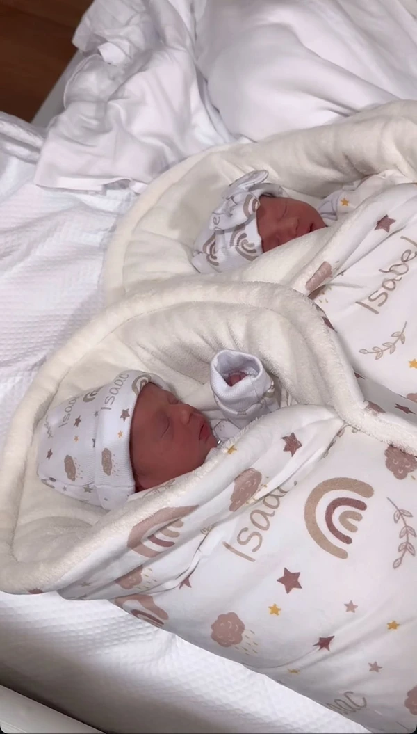Isaac e Isabel após saída da UTI