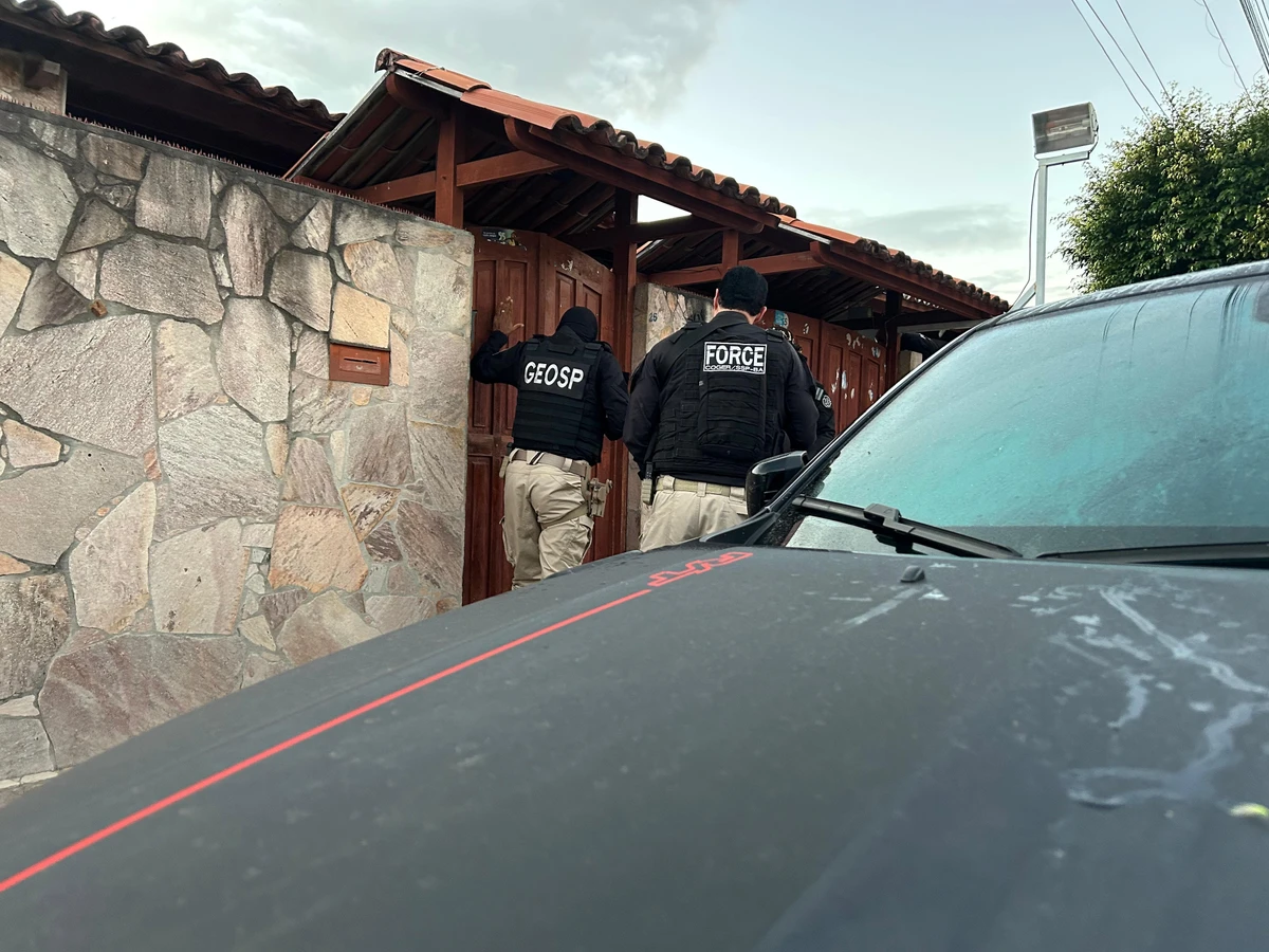 Policiais fizeram buscas em endereços ligados ao investigado por Divulgação